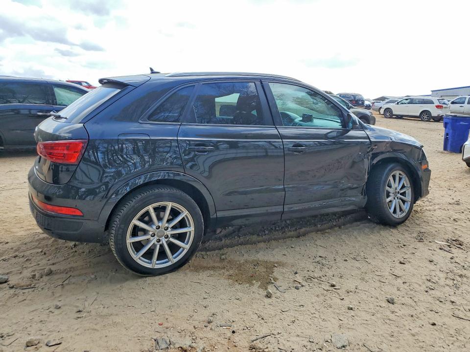 47382566 :رقم المزاد ، WA1BCCFS5JR034016 vin ، 2018 Audi Q3 مزاد بيع