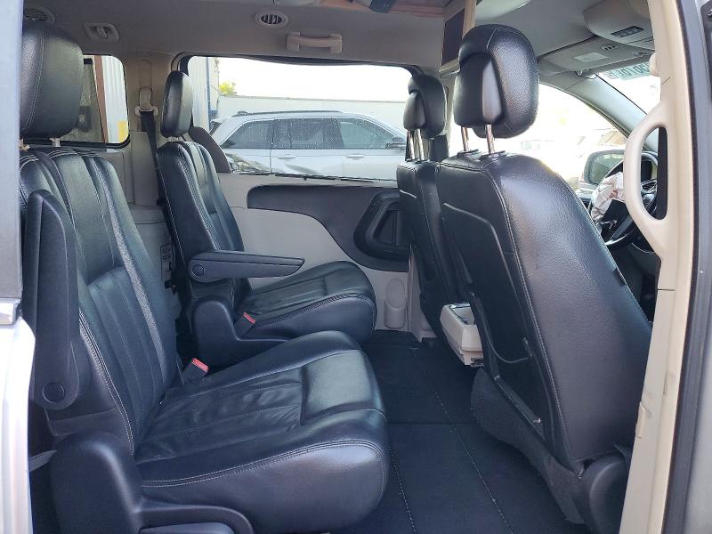 47545676 :رقم المزاد ، 2C4RC1CG9CR150888 vin ، 2012 Chrysler Town & Country مزاد بيع