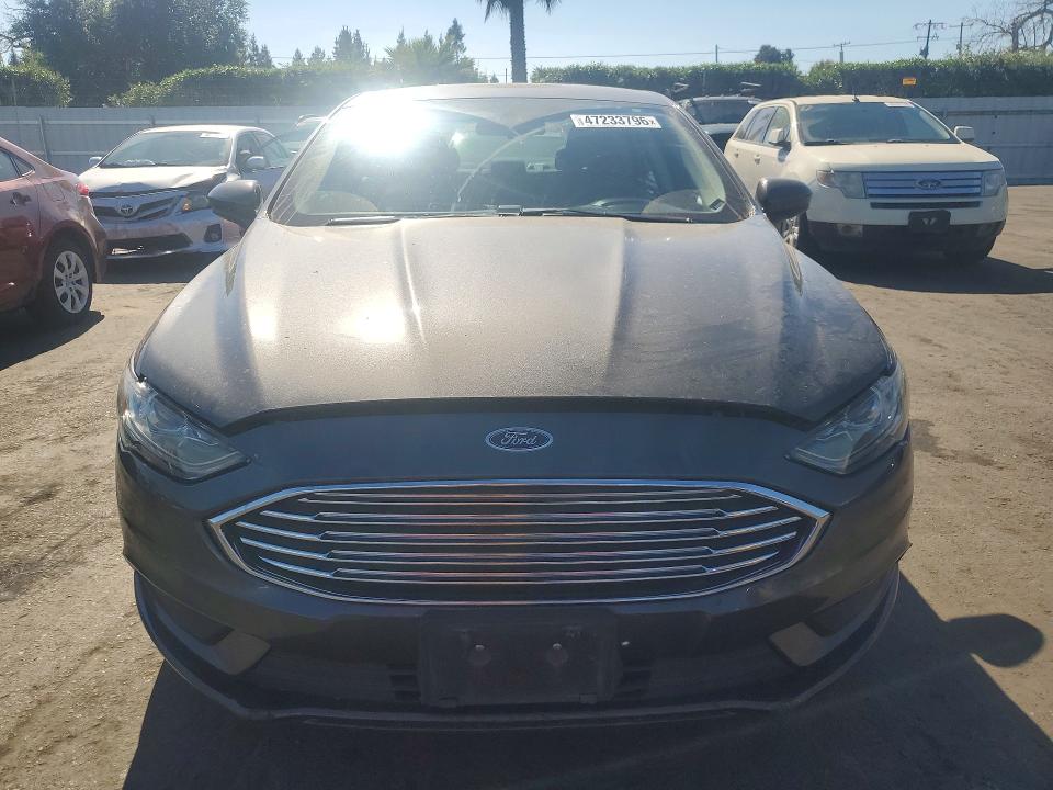2017 Ford Fusion მანქანა იყიდება აუქციონზე, vin: 3FA6P0HDXHR275471, აუქციონის ნომერი: 47233796