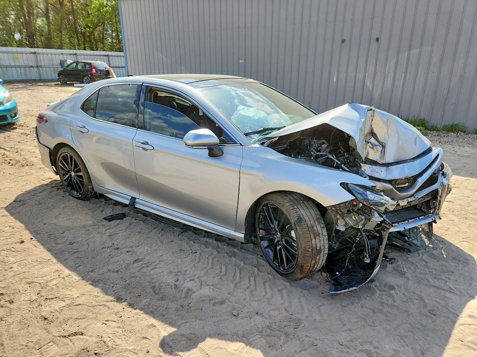 2023 Toyota Camry მანქანა იყიდება აუქციონზე, vin: 4T1K61AK7PU149064, აუქციონის ნომერი: 47389076