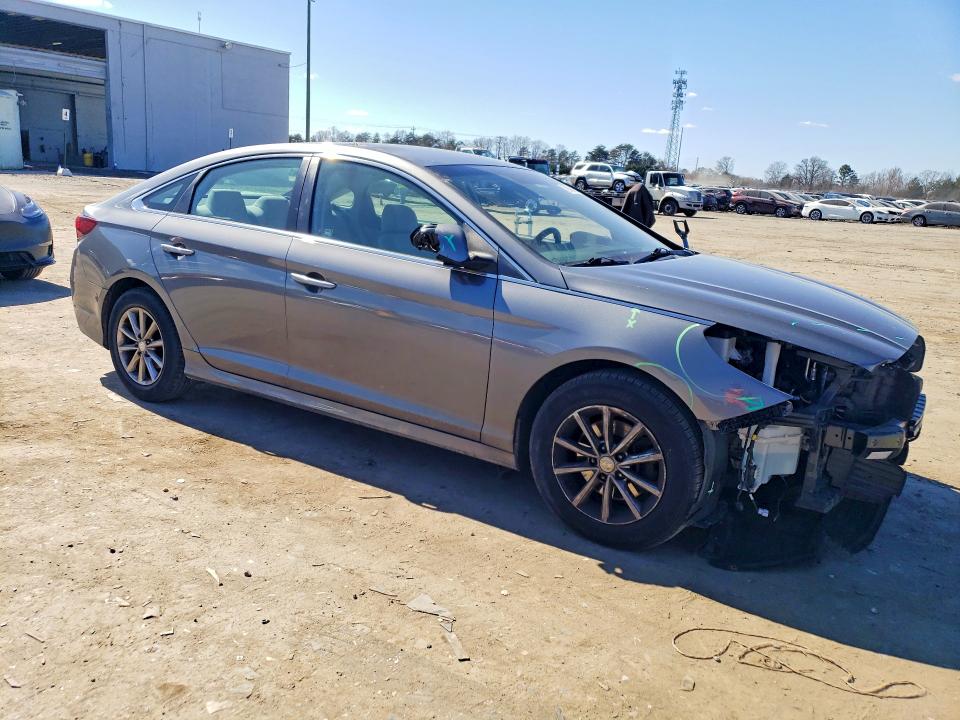 79909475 :رقم المزاد ، 5NPE24AF6KH746808 vin ، 2019 Hyundai Sonata مزاد بيع