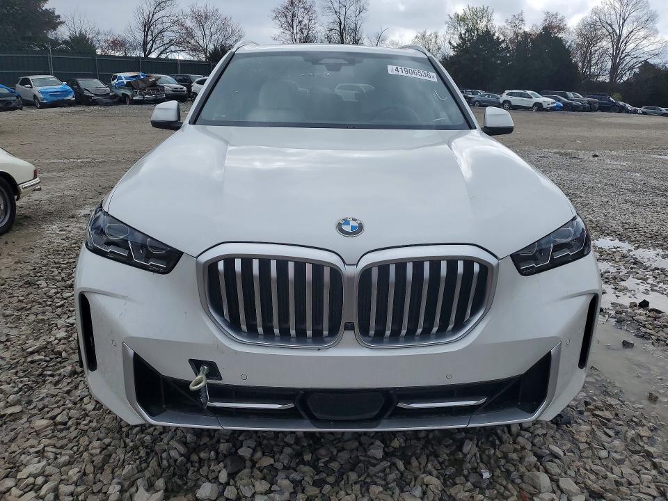 41906536 :رقم المزاد ، 5UX23EU04S9W23738 vin ، 2025 Bmw X5 مزاد بيع