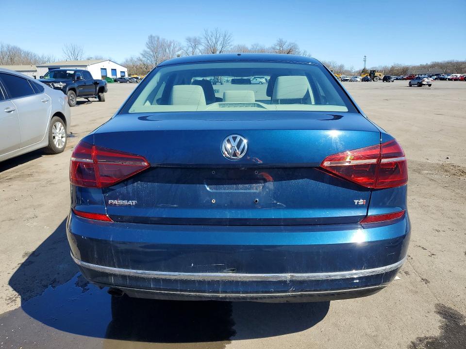 2018 Volkswagen Passat მანქანა იყიდება აუქციონზე, vin: 1VWAA7A37JC016616, აუქციონის ნომერი: 79873175