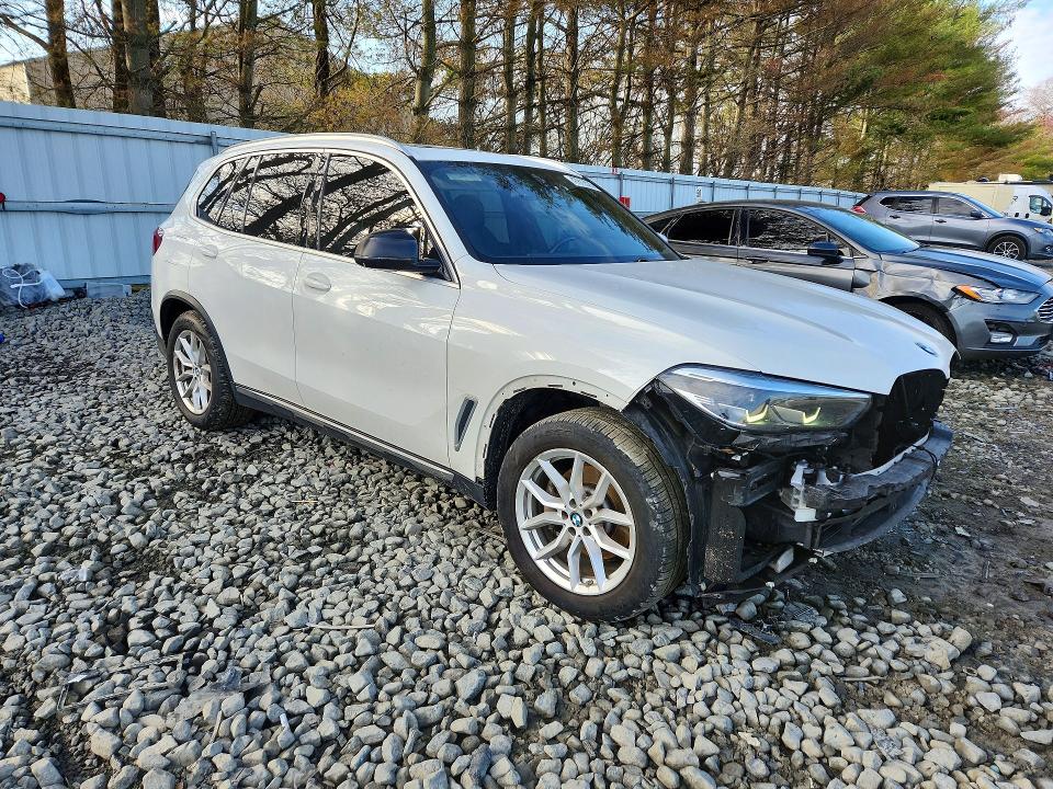 47813526 :رقم المزاد ، 5UXCR6C06M9E85605 vin ، 2021 Bmw X5 مزاد بيع