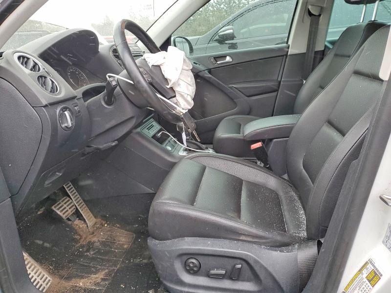 79531355 :رقم المزاد ، WVGNV7AX7HK034606 vin ، 2017 Volkswagen Tiguan مزاد بيع