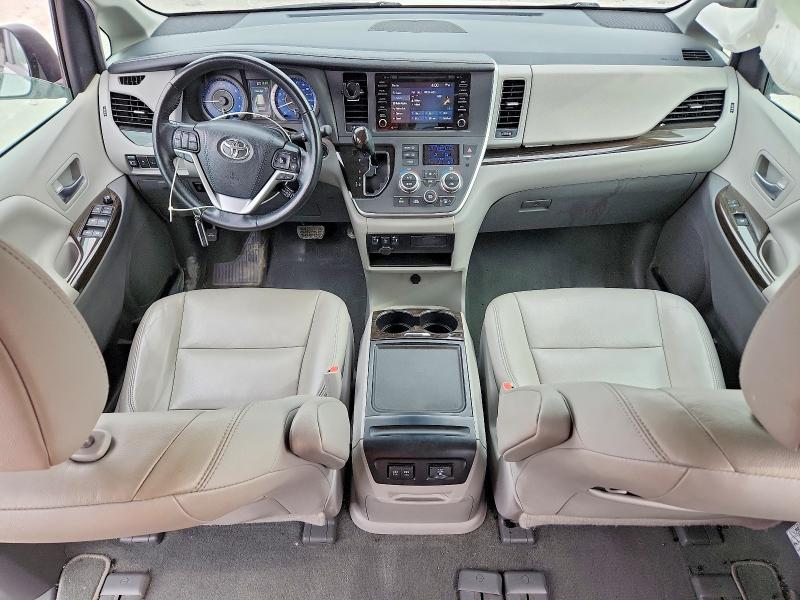 2020 Toyota Sienna მანქანა იყიდება აუქციონზე, vin: 5TDYZ3DC5LS032233, აუქციონის ნომერი: 48394406