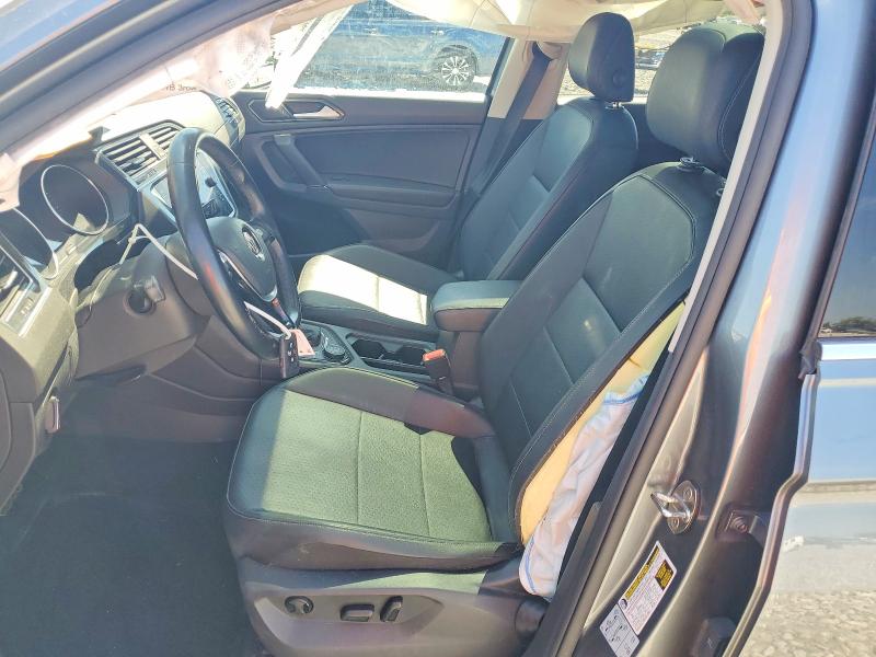 47373906 :رقم المزاد ، 3VV2B7AX5JM106368 vin ، 2018 Volkswagen Tiguan مزاد بيع
