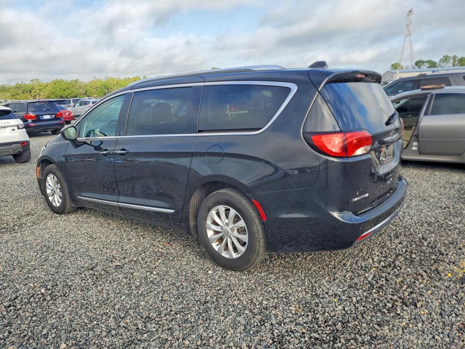 45736406 :رقم المزاد ، 2C4RC1BG6LR124718 vin ، 2020 Chrysler Pacifica مزاد بيع