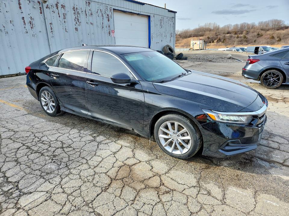 46353416 :رقم المزاد ، 1HGCV1F16NA060775 vin ، 2022 Honda Accord مزاد بيع
