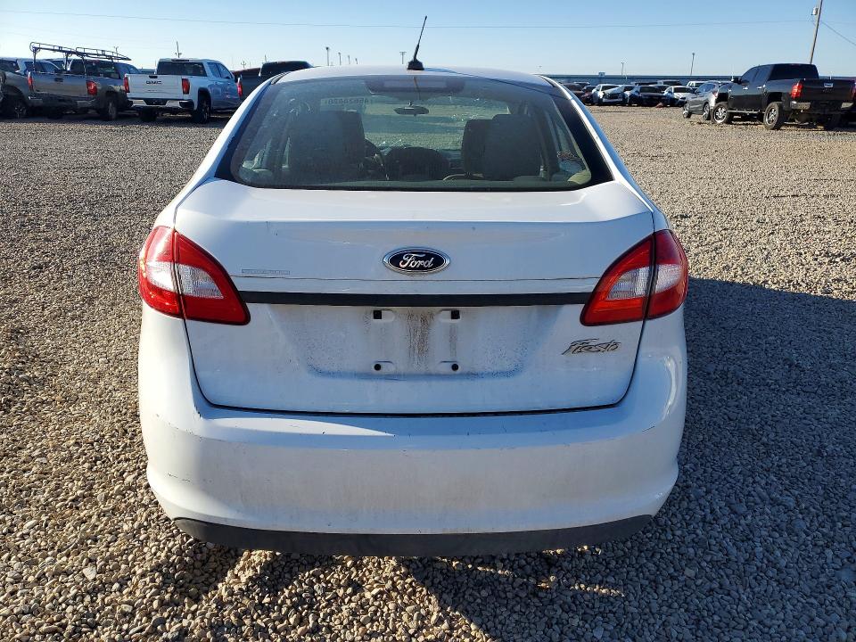 45628826 :رقم المزاد ، 3FADP4AJXCM187380 vin ، 2012 Ford Fiesta مزاد بيع