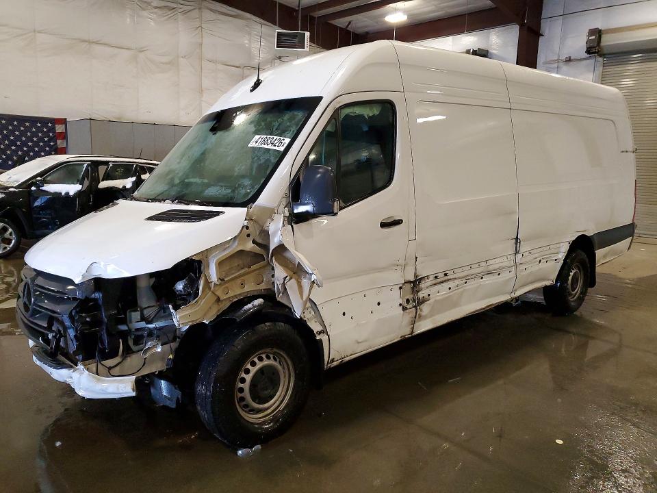 41883426 :رقم المزاد ، W1Y4KDHY7RP728640 vin ، 2024 Mercedes-benz Sprinter مزاد بيع
