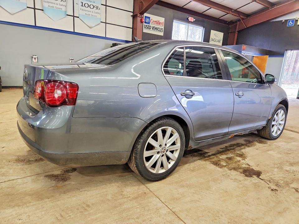 47333356 :رقم المزاد ، 3VWRL71K19M063624 vin ، 2009 Volkswagen Jetta مزاد بيع