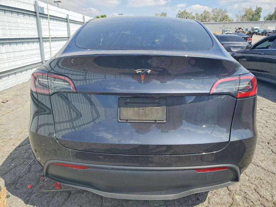 41918936 :رقم المزاد ، 7SAYGDED1RF090164 vin ، 2024 Tesla Model Y مزاد بيع
