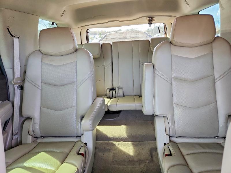 2015 Cadillac Escalade მანქანა იყიდება აუქციონზე, vin: 1GYS3BKJ9FR260235, აუქციონის ნომერი: 46556346