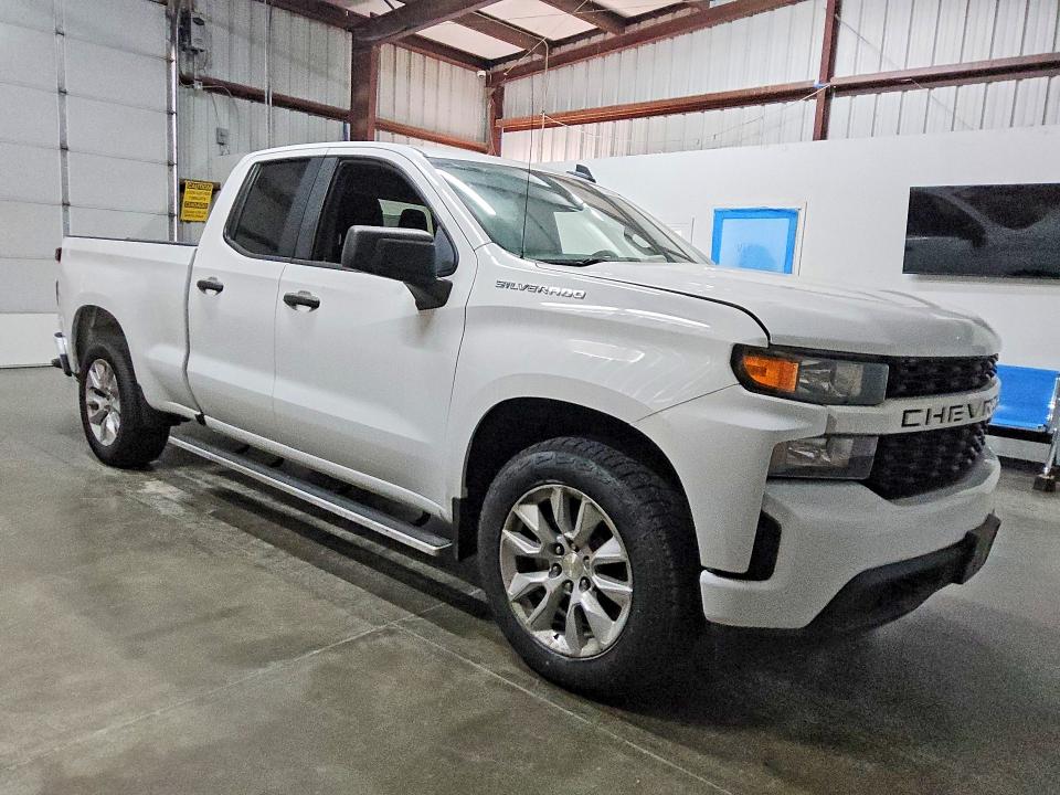 Продажа на аукционе авто 2020 Chevrolet Silverado, vin: 1GCRWBEK0LZ217267, номер лота: 96094965