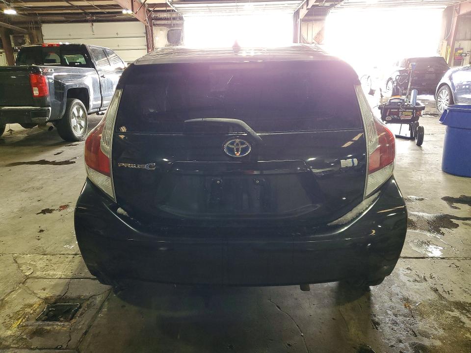 45446406 :رقم المزاد ، JTDKDTB36G1122131 vin ، 2016 Toyota Prius C مزاد بيع
