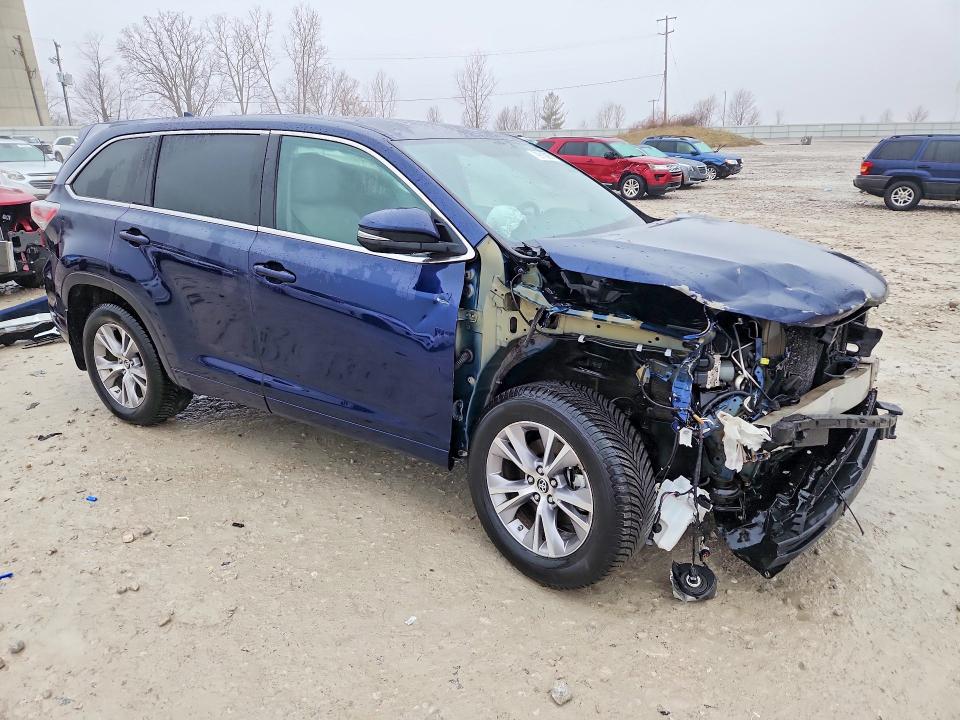 Продажа на аукционе авто 2016 Toyota Highlander, vin: 5TDBKRFH2GS226164, номер лота: 79913995
