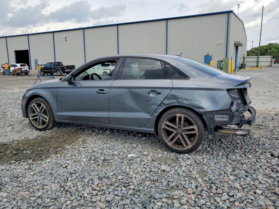 2017 Audi A3 მანქანა იყიდება აუქციონზე, vin: WAUAUGFF3H1052318, აუქციონის ნომერი: 46438746