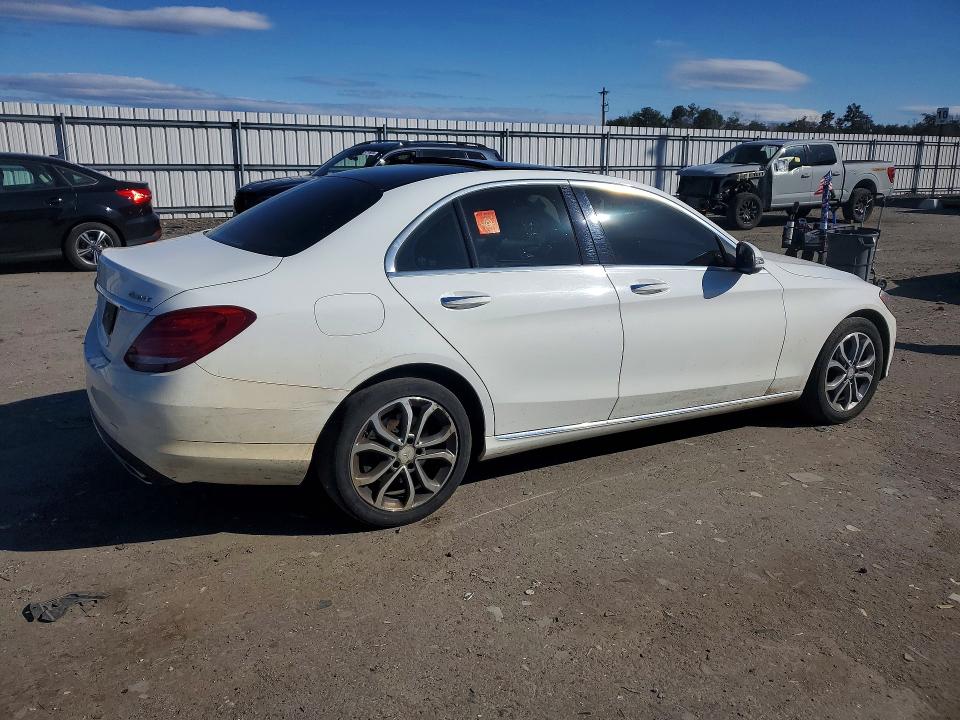 Продаж на аукціоні авто 2015 Mercedes-benz C, vin: 55SWF4KB8FU058235, номер лоту: 46743296