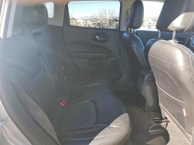 46039296 :رقم المزاد ، 3C4NJDDB0HT633554 vin ، 2017 Jeep Compass مزاد بيع