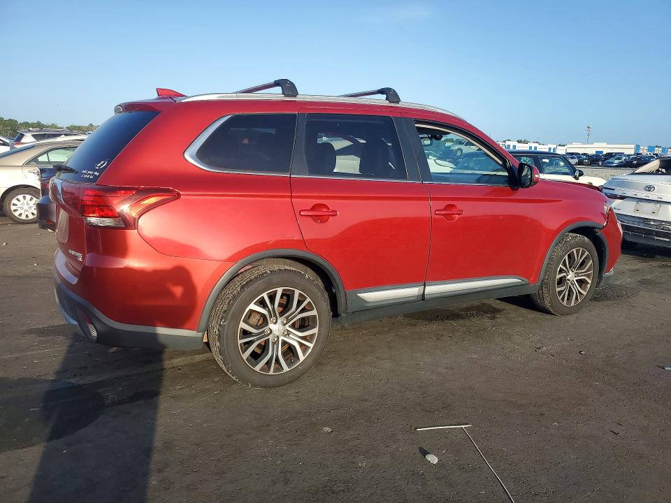 Продаж на аукціоні авто 2018 Mitsubishi Outlander, vin: JA4AD3A38JZ066144, номер лоту: 46010056
