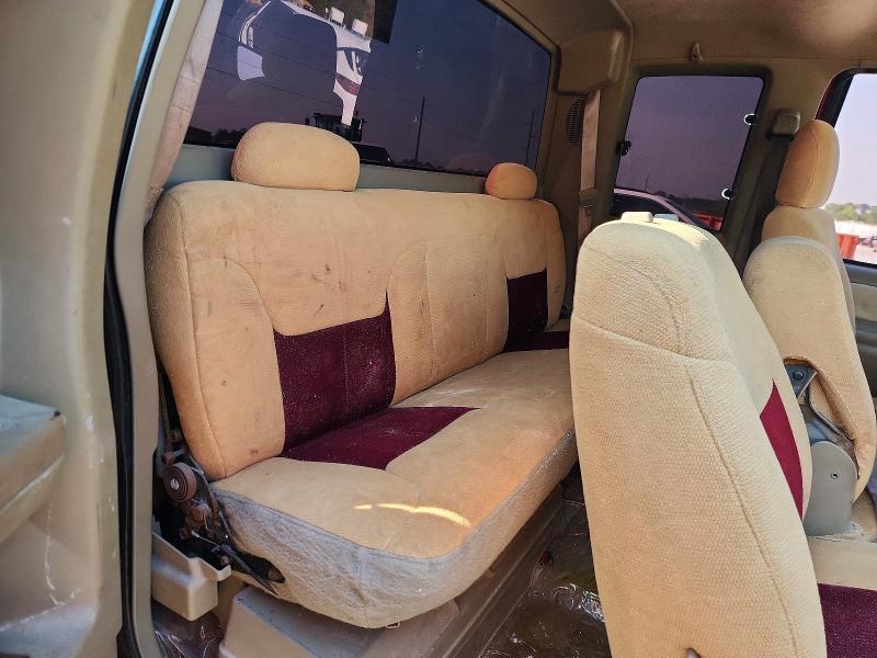 46713026 :رقم المزاد ، 1GCEC19M5WR111513 vin ، 1998 Chevrolet Gmt-400 مزاد بيع