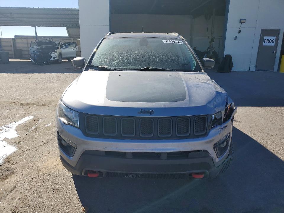 46039296 :رقم المزاد ، 3C4NJDDB0HT633554 vin ، 2017 Jeep Compass مزاد بيع