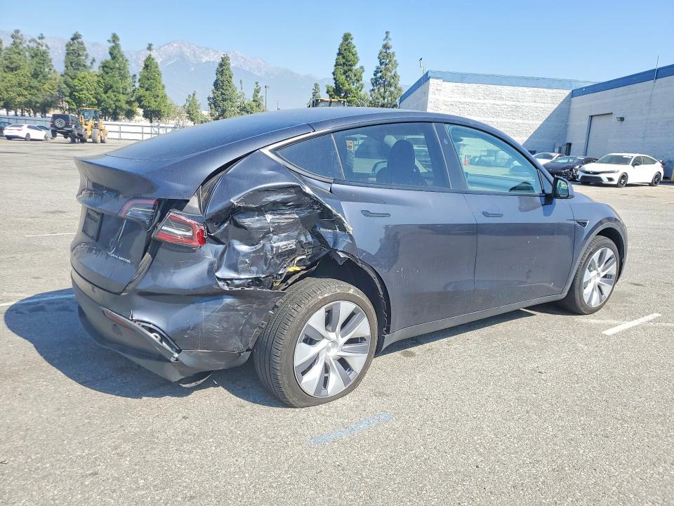 Продажа на аукционе авто 2024 Tesla Model Y, vin: 7SAYGDEE2RA241535, номер лота: 47287106