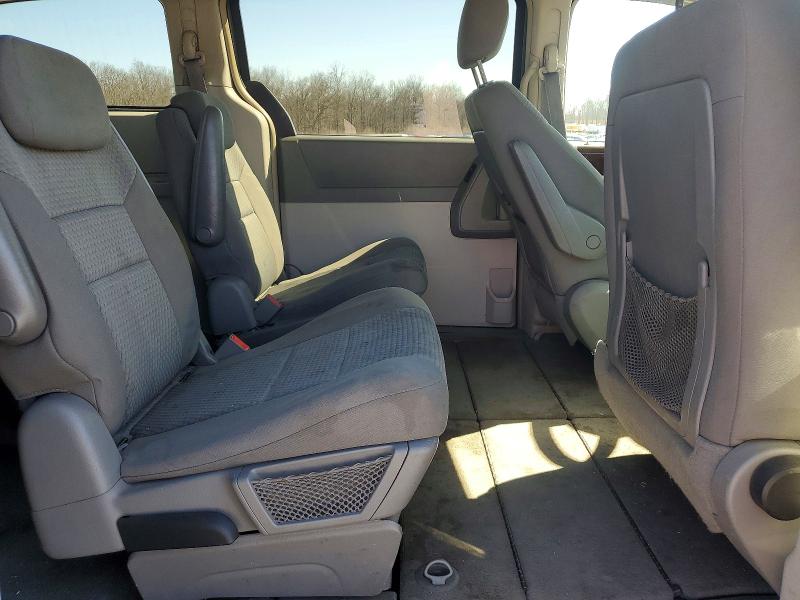 45666656 :رقم المزاد ، 2A4RR5D11AR270918 vin ، 2010 Chrysler Town & Country مزاد بيع