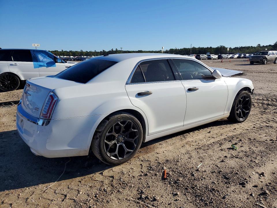 45770636 :رقم المزاد ، 2C3CCAAG9DH589447 vin ، 2013 Chrysler 300 مزاد بيع