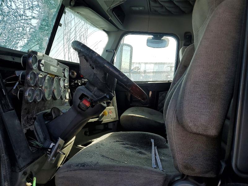 Продажа на аукционе авто 2013 Freigliner 122sd, vin: 1FVHGNDV1DDFB6953, номер лота: 75298105