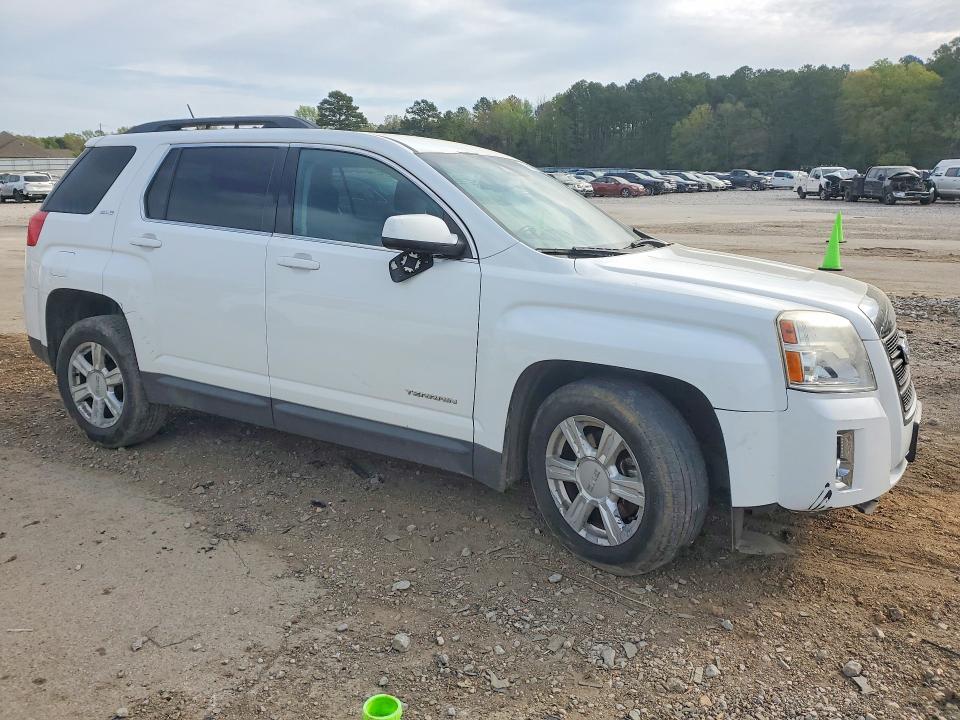 47243716 :رقم المزاد ، 2GKALREK4F6252980 vin ، 2015 Gmc Terrain مزاد بيع