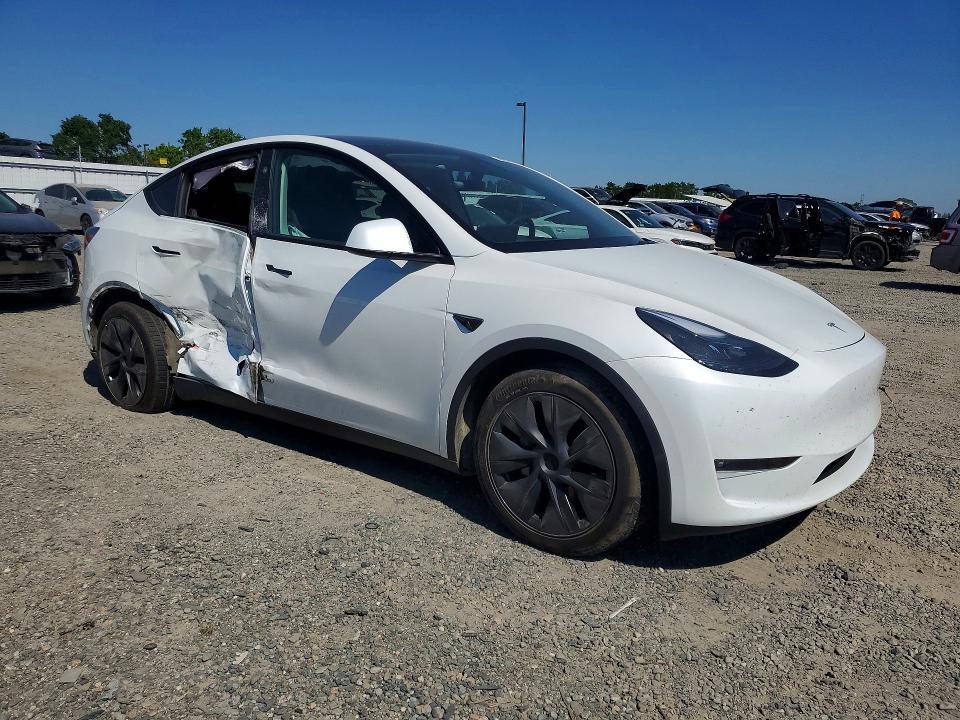 Продаж на аукціоні авто 2025 Tesla Model Y, vin: 7SAYGAEE1SF287350, номер лоту: 46937566