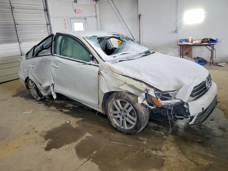 Продаж на аукціоні авто 2018 Volkswagen Jetta, vin: 3VW2B7AJ3JM233742, номер лоту: 46008316