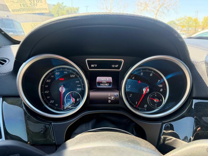 47941136 :رقم المزاد ، 4JGDF6EE9HA837080 vin ، 2017 Mercedes-benz Gls مزاد بيع