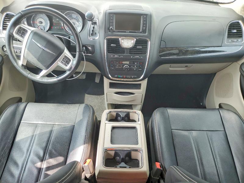 2014 Chrysler Town & Country მანქანა იყიდება აუქციონზე, vin: 2C4RC1BG2ER293105, აუქციონის ნომერი: 47172936