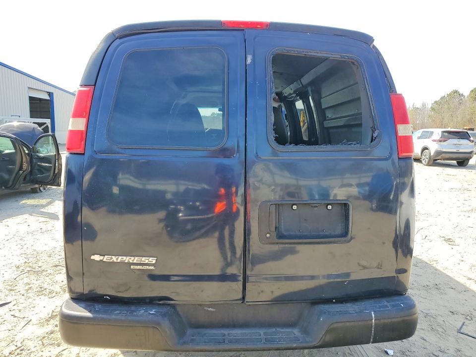 2014 Chevrolet Express G2500 მანქანა იყიდება აუქციონზე, vin: 1GCWGFCA0E1100128, აუქციონის ნომერი: 45495216