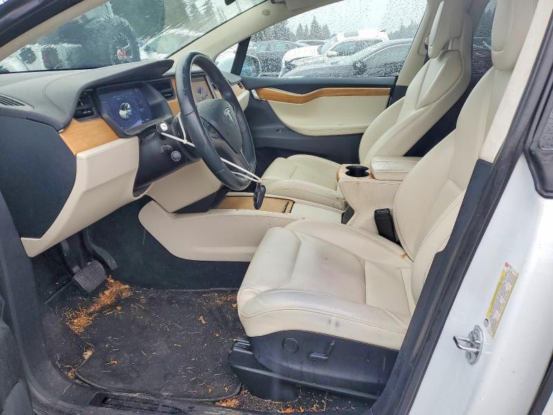 46353546 :رقم المزاد ، 5YJXCBE22JF141666 vin ، 2018 Tesla Model X مزاد بيع