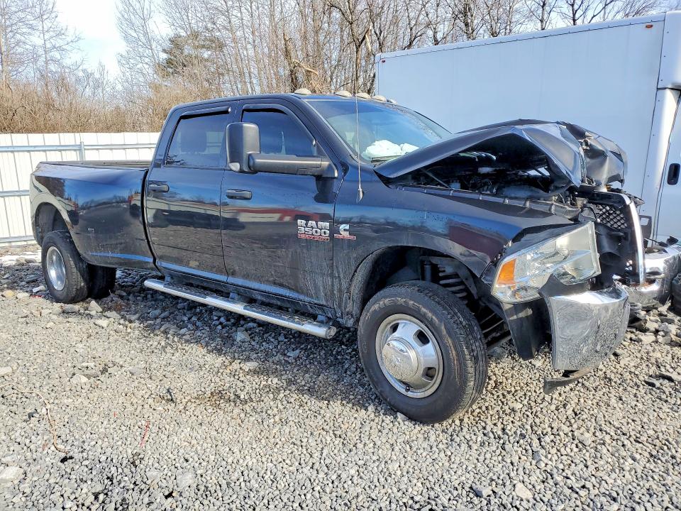 41745936 :رقم المزاد ، 3C63RRGL8GG180509 vin ، 2016 Ram 3500 مزاد بيع