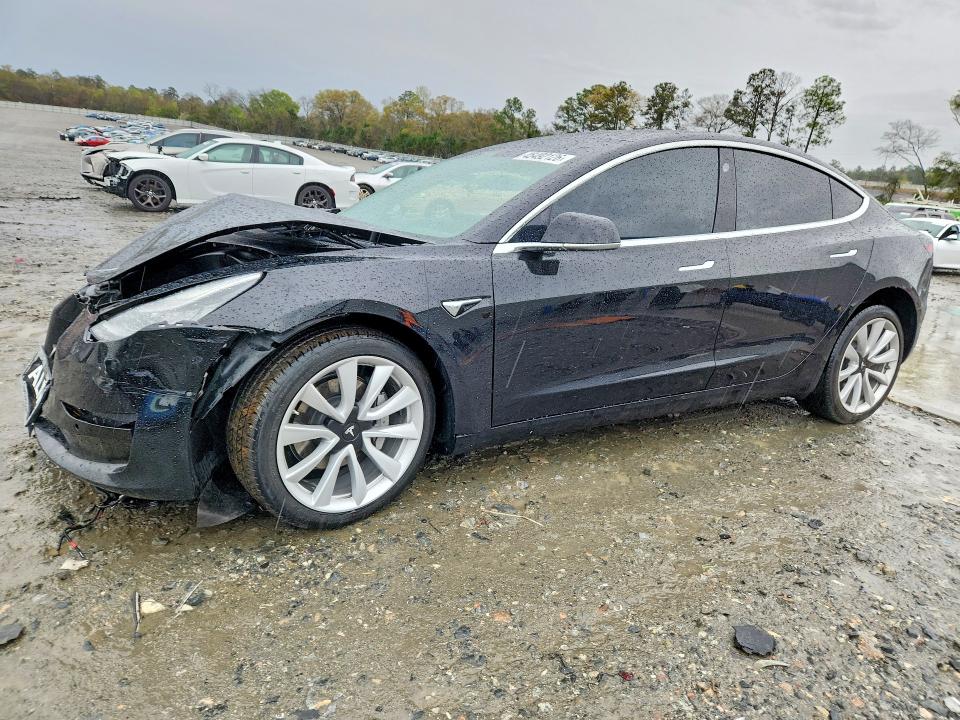 45492126 :رقم المزاد ، 5YJ3E1EA4LF660795 vin ، 2020 Tesla Model 3 مزاد بيع