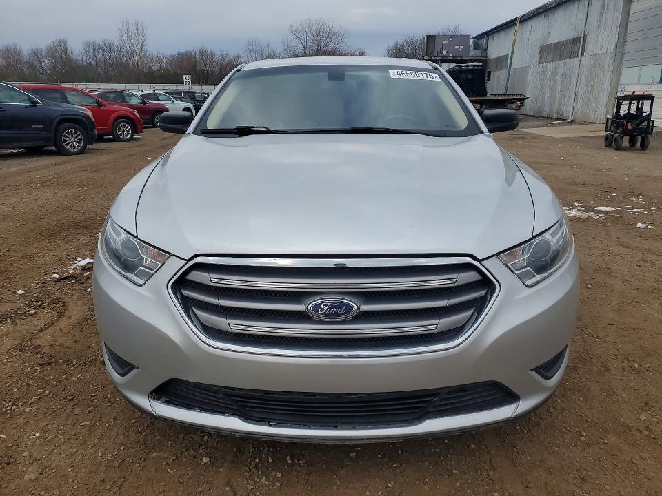 2018 Ford Taurus მანქანა იყიდება აუქციონზე, vin: 1FAHP2D89JG129797, აუქციონის ნომერი: 46566176