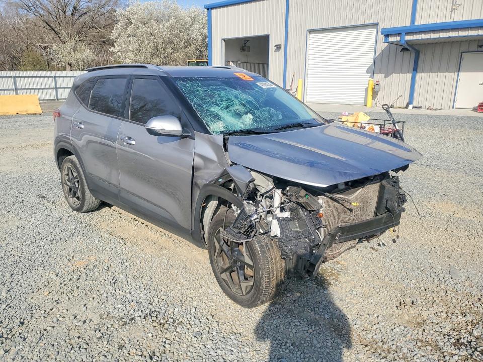 2025 Kia Seltos მანქანა იყიდება აუქციონზე, vin: KNDEU2AA0S7709714, აუქციონის ნომერი: 41924336
