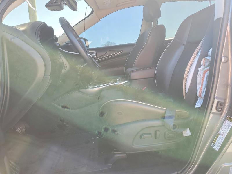 46970226 :رقم المزاد ، 5N1DL0MN4KC570014 vin ، 2019 Infiniti Qx60 مزاد بيع