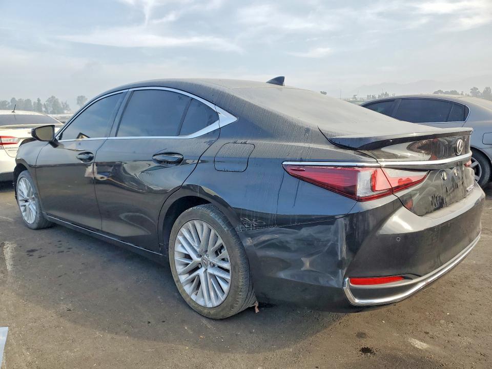 47032766 :رقم المزاد ، 58ADA1C12SU077090 vin ، 2025 Lexus Es 300h مزاد بيع
