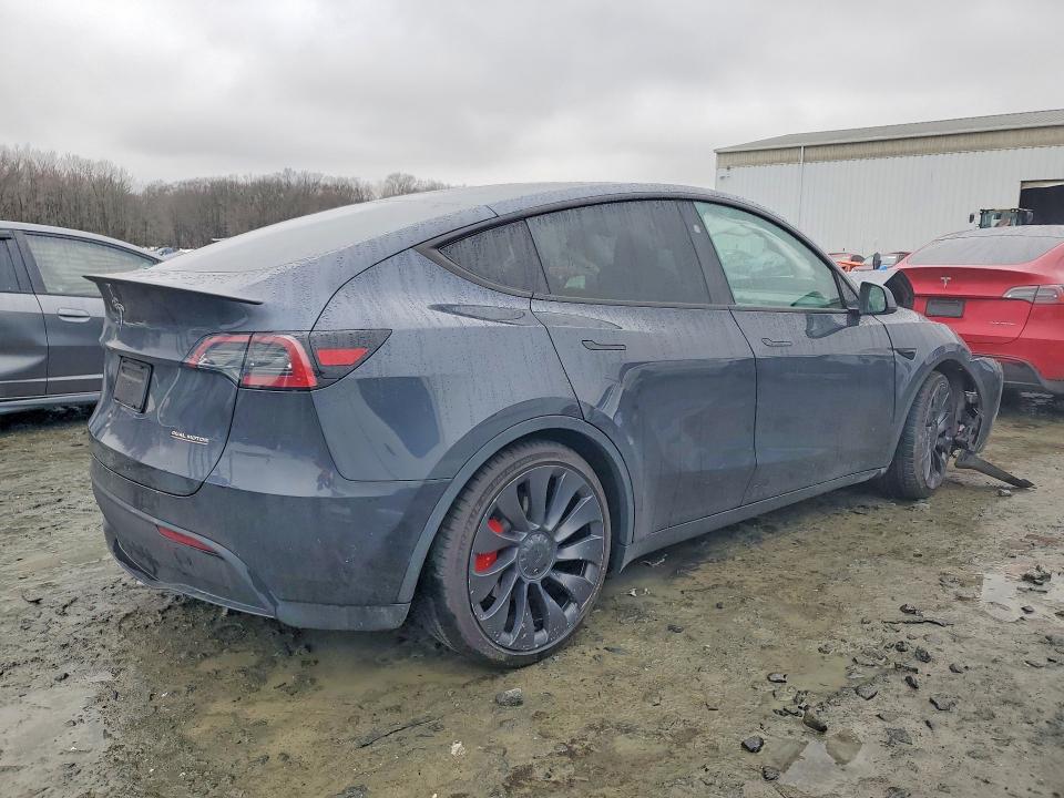 2024 Tesla Model Y მანქანა იყიდება აუქციონზე, vin: 7SAYGDEF0RA264286, აუქციონის ნომერი: 79808555