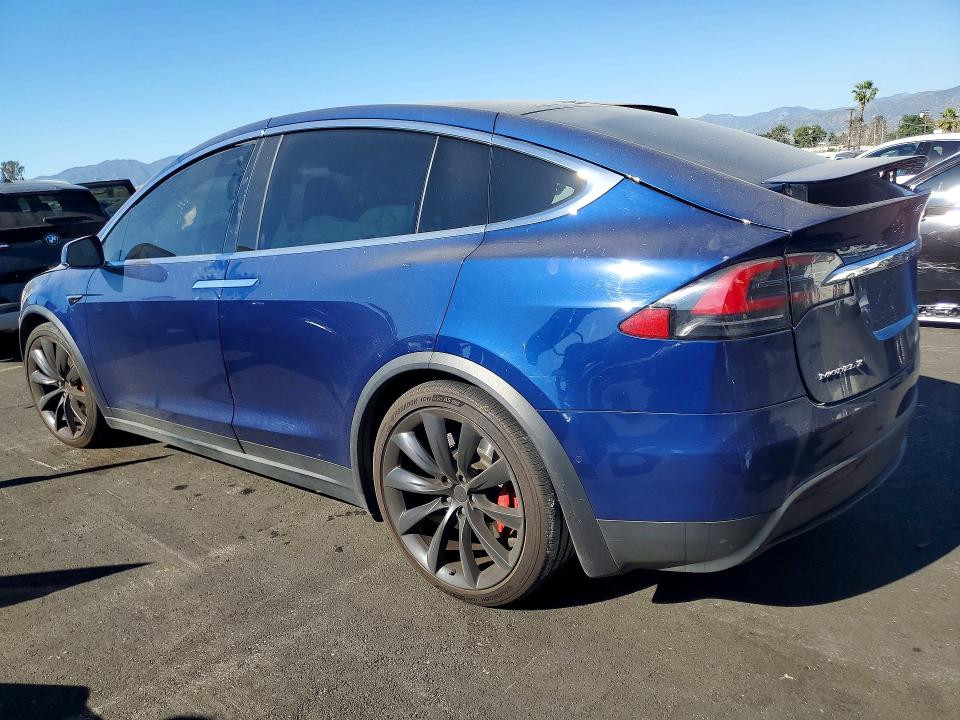 2018 Tesla Model X მანქანა იყიდება აუქციონზე, vin: 5YJXCBE48JF137168, აუქციონის ნომერი: 45493616