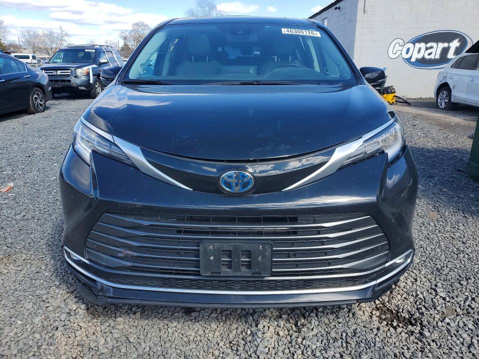46300126 :رقم المزاد ، 5TDZSKFC5NS064814 vin ، 2022 Toyota Sienna مزاد بيع