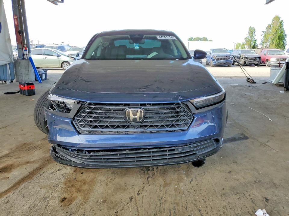 Продажа на аукционе авто 2025 Honda Accord, vin: 1HGCY2F61SA060753, номер лота: 47841166