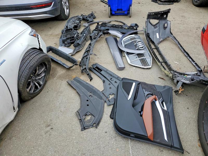 Продажа на аукционе авто 2019 Audi E-tron, vin: WA1VAAGE6KB015517, номер лота: 79705655