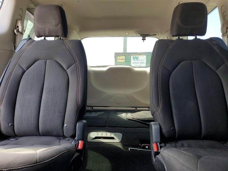 46889146 :رقم المزاد ، 2C4RC1FG3JR352814 vin ، 2018 Chrysler Pacifica مزاد بيع